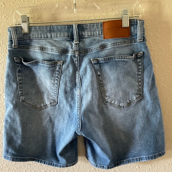 Lucky Brand Pants - Lucky Brand Women’s Ava Blue Denim Mid Rise Distressed Frayed Shorts Size 8/29